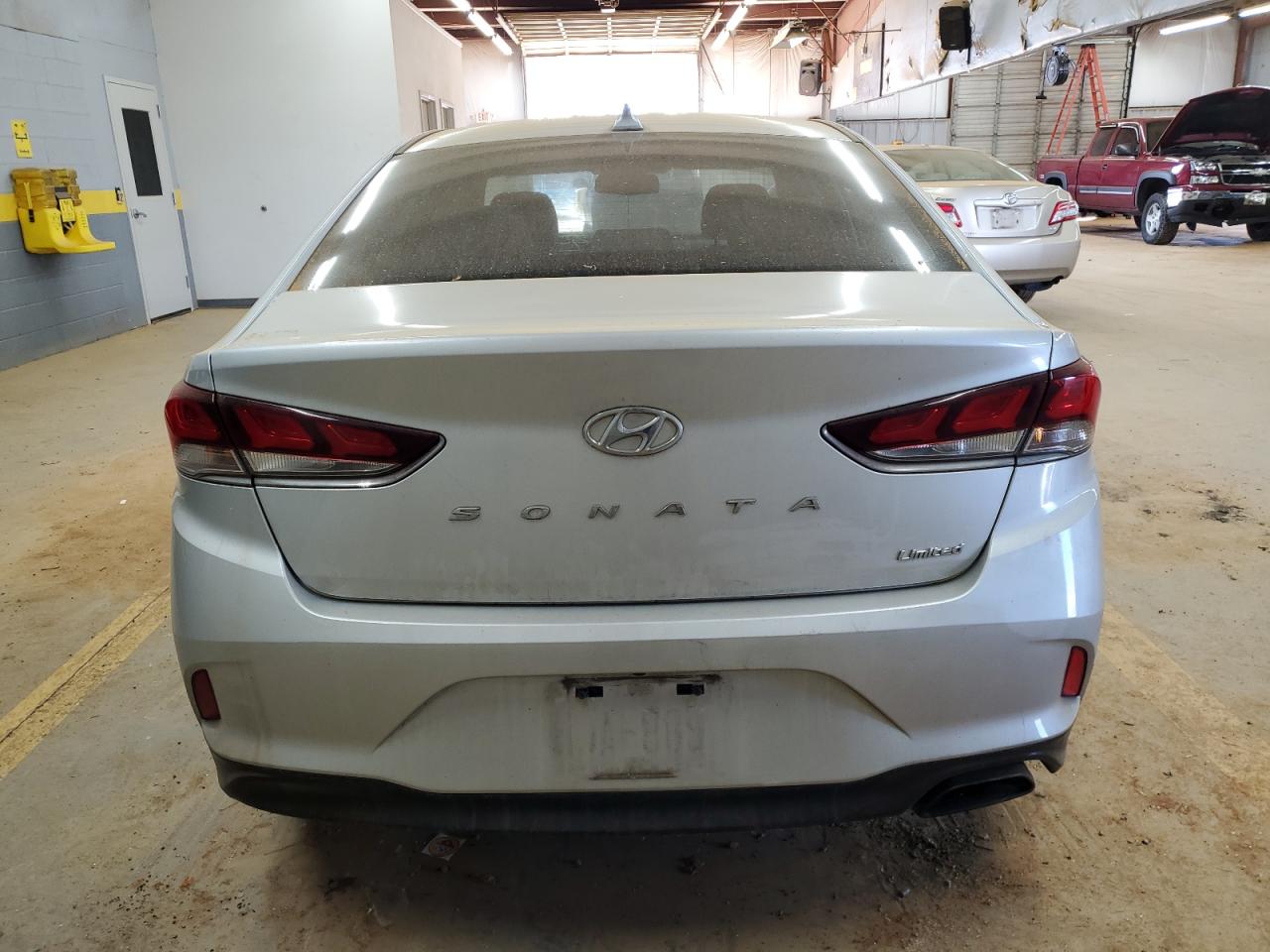 2018 Hyundai Sonata - Image 6