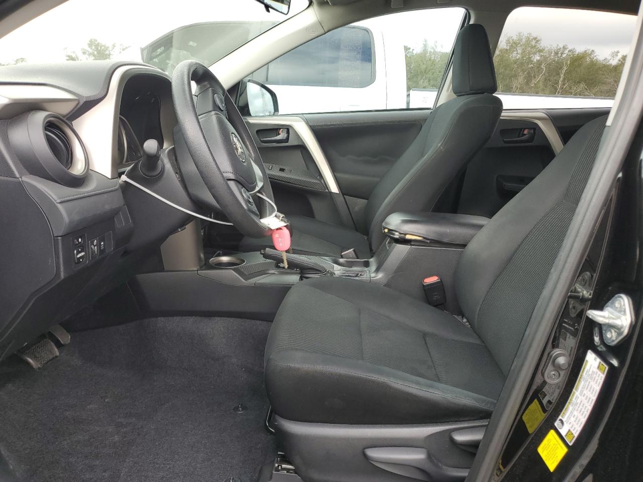 2015 Toyota RAV 4 - Image 7