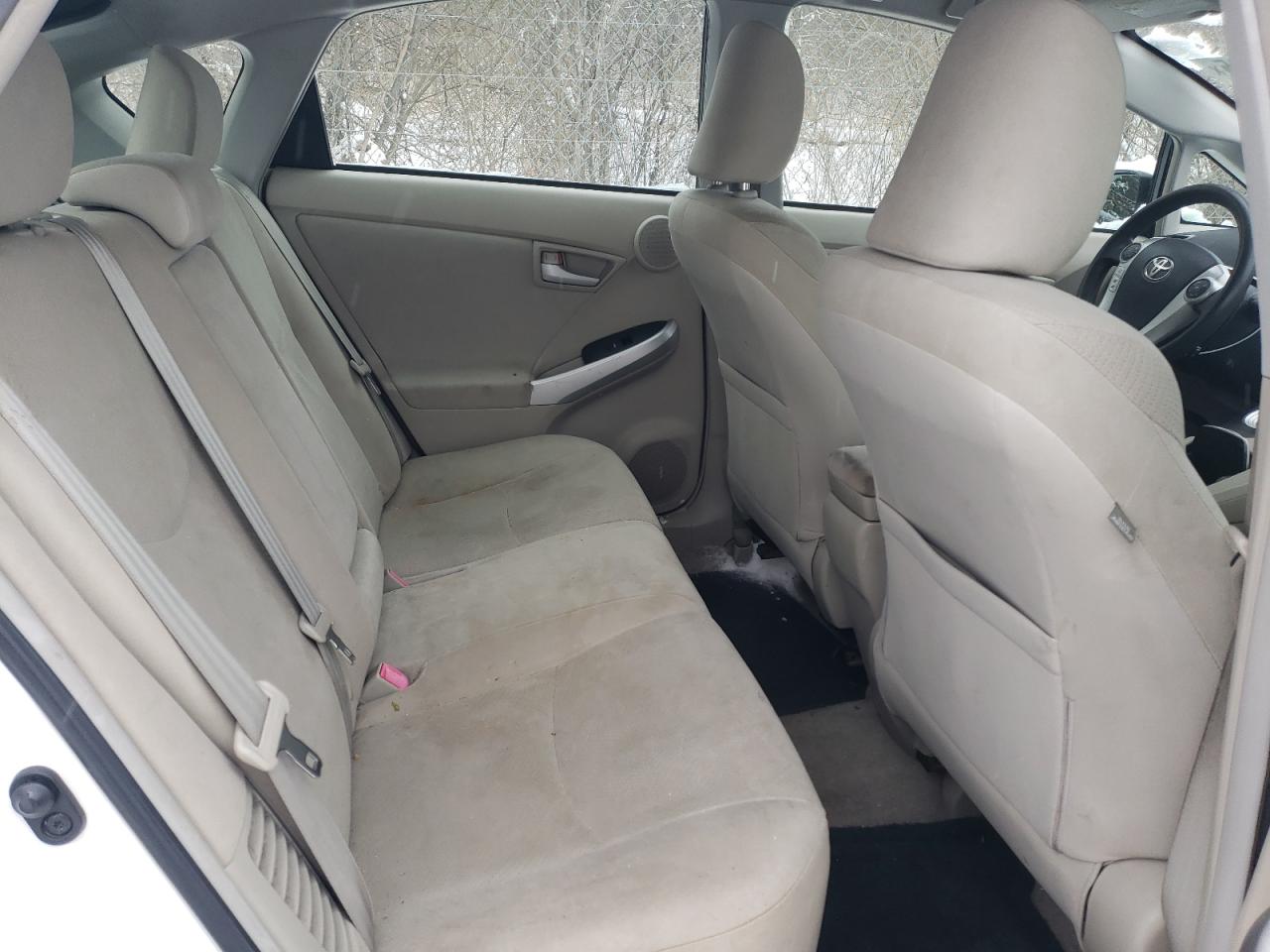 2011 Toyota Prius - Image 10