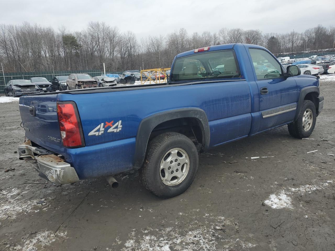 2004 Chevrolet Silverado - Image 3