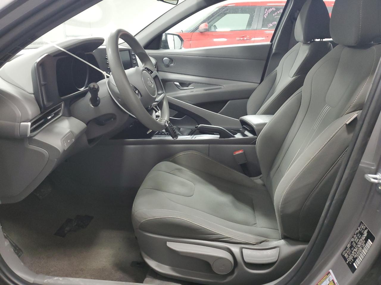 2021 Hyundai Elantra - Image 7