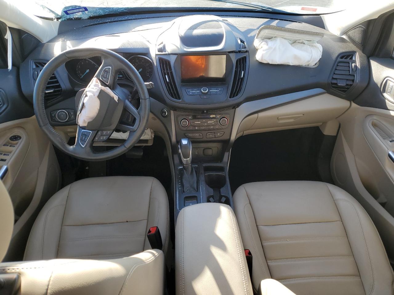 2019 Ford Escape - Image 8