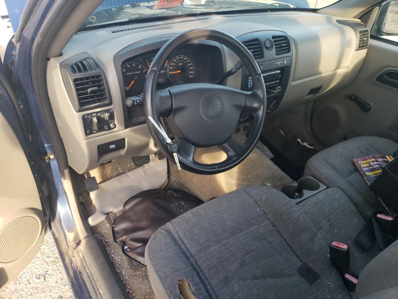 2005 GMC Canyon - Image 8