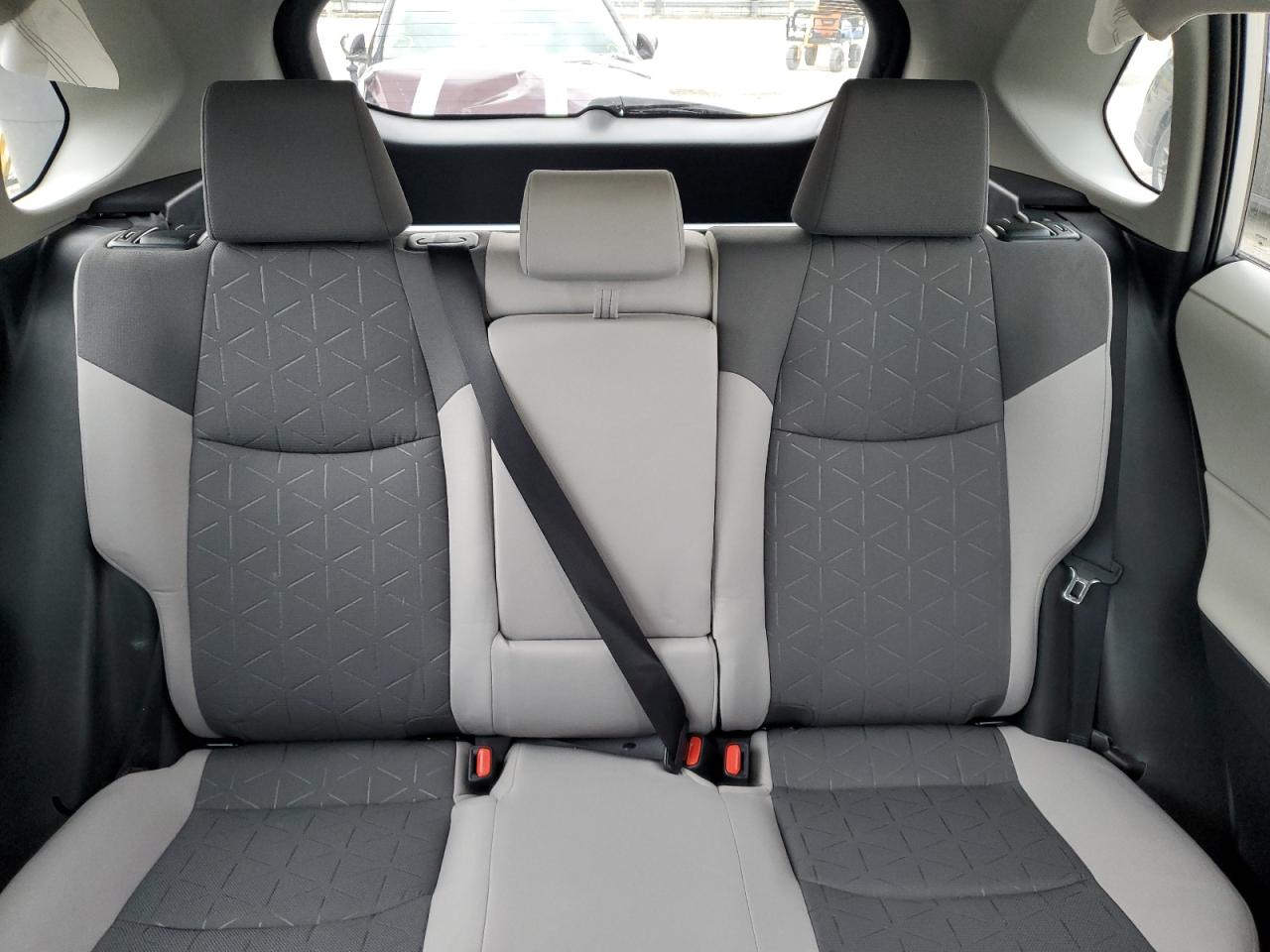 2022 Toyota RAV 4 - Image 10