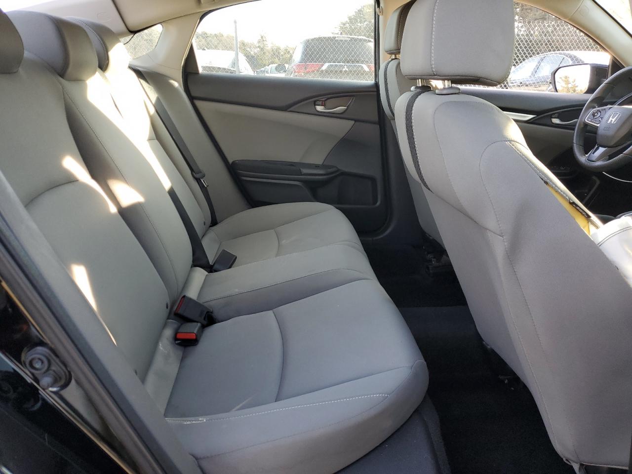 2019 Honda Civic - Image 11