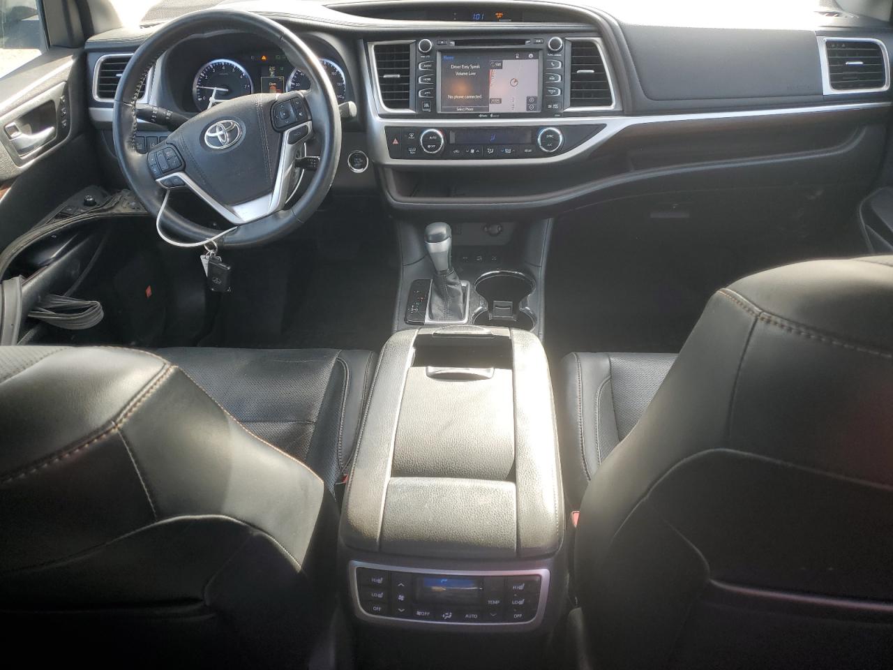 2015 Toyota Highlander - Image 8