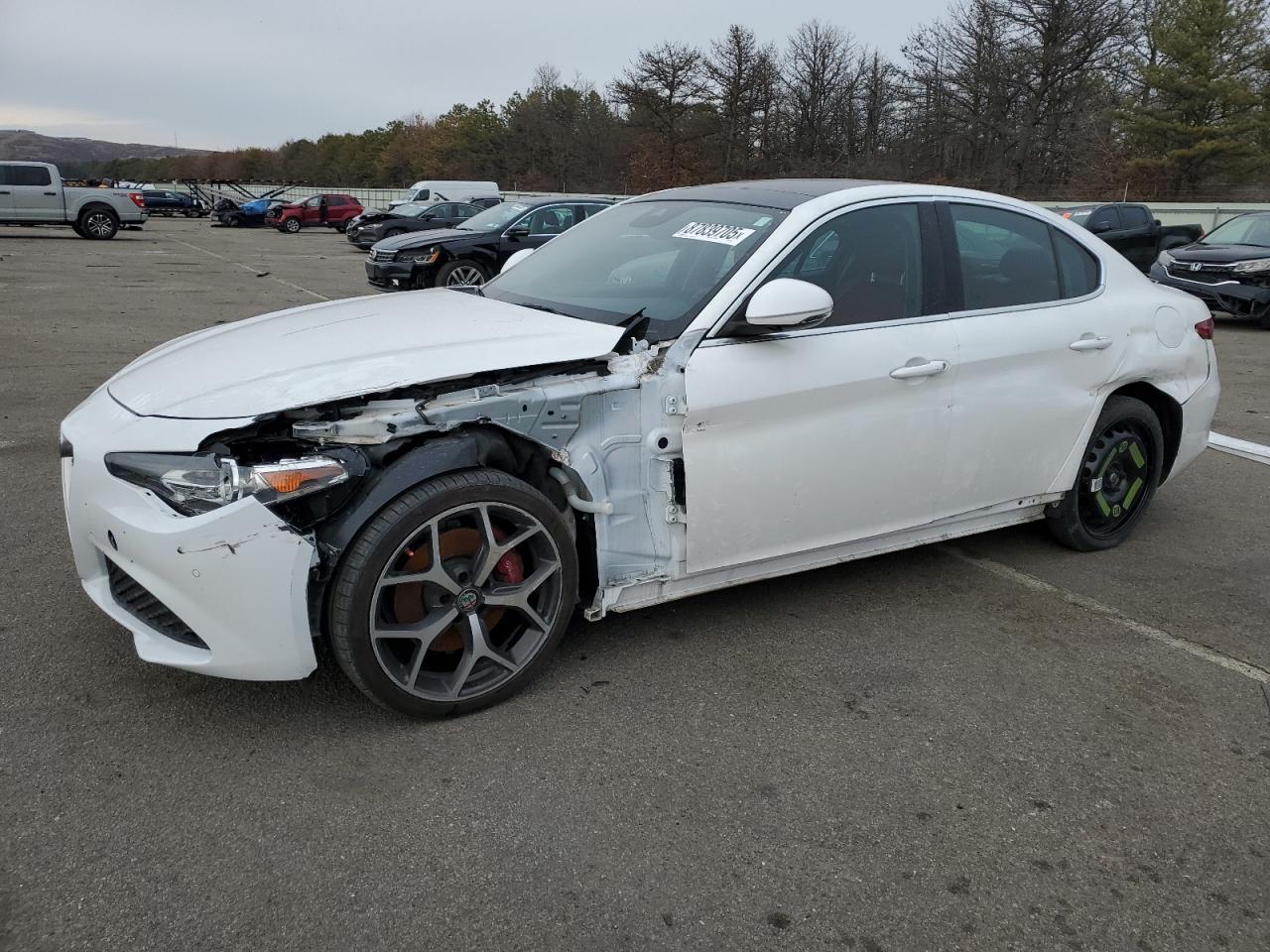 2019 Alfa Romeo Giulia - Image 1