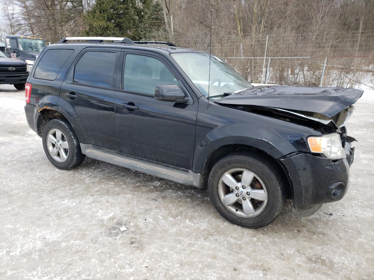 2010 Ford Escape - Image 4
