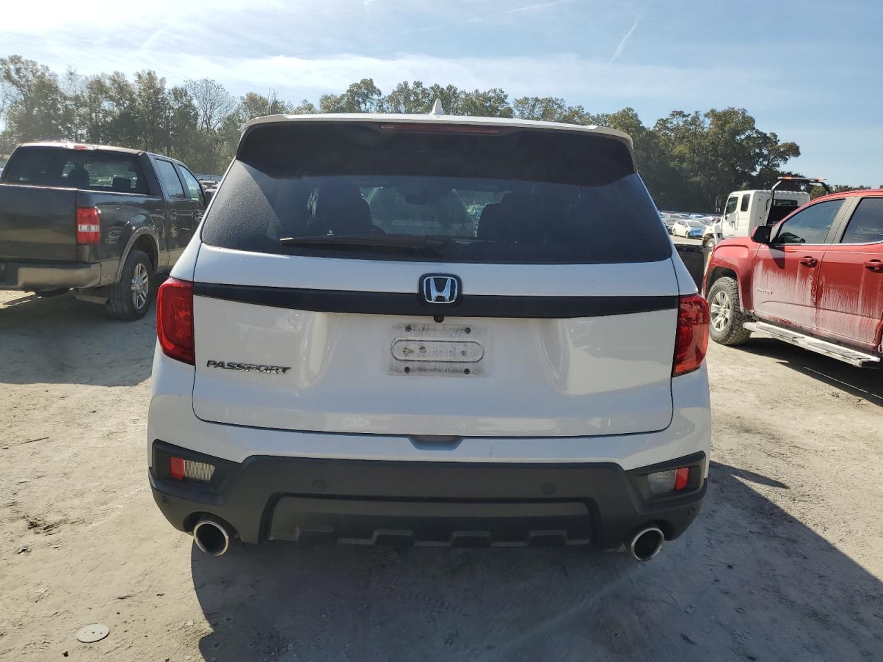 2022 Honda Passport - Image 6