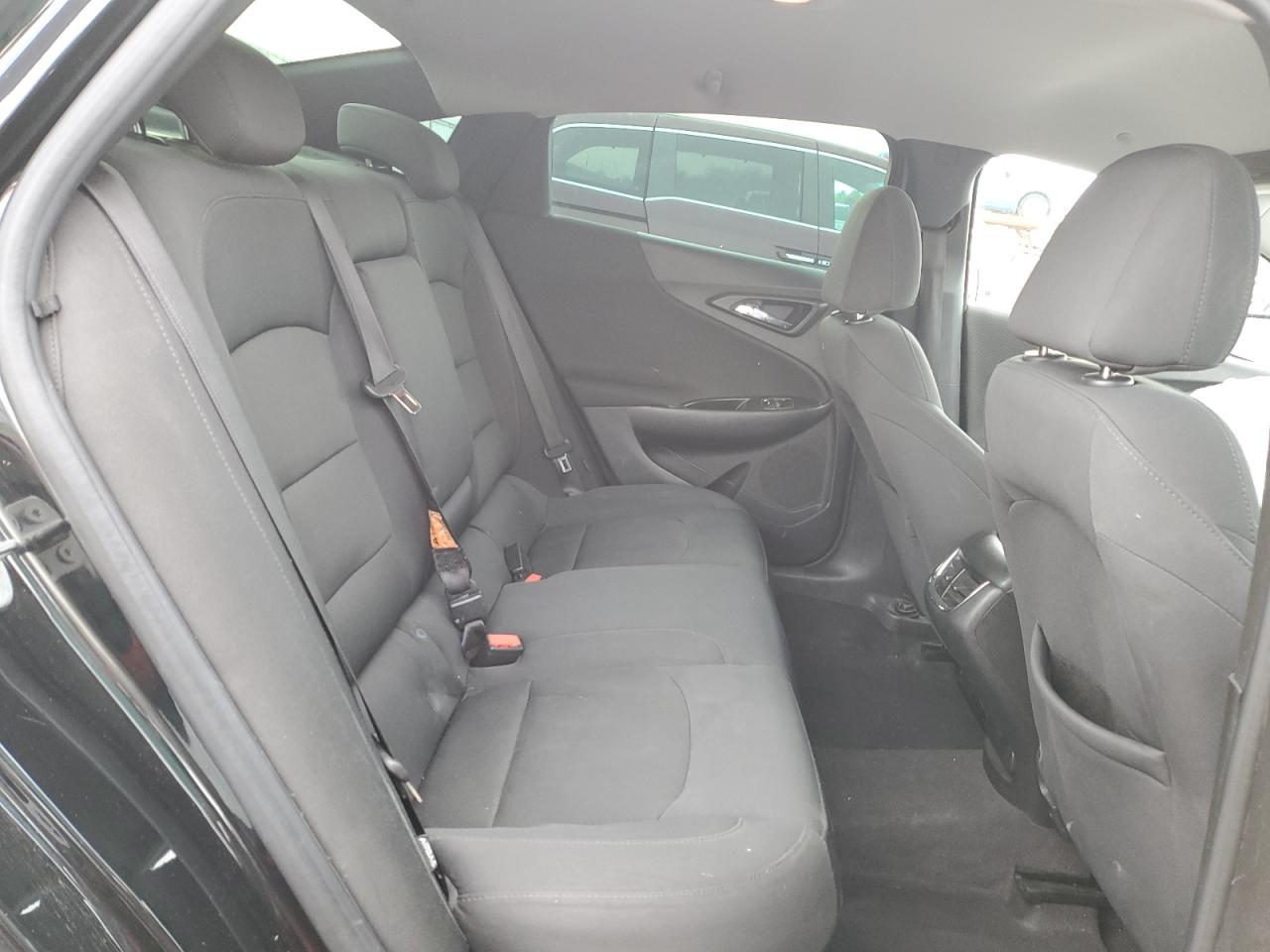 2016 Chevrolet Malibu - Image 10