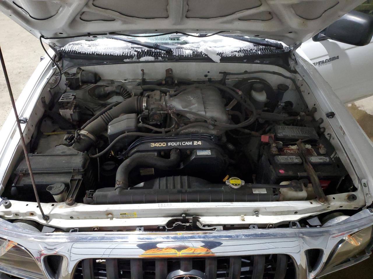 2004 Toyota Tacoma - Image 11