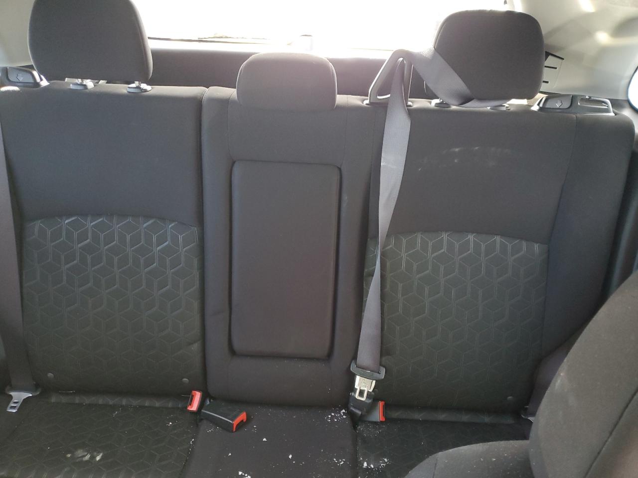 2020 Mitsubishi Outlander - Image 10