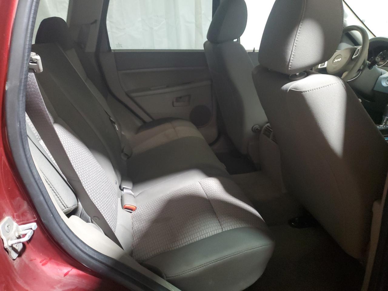 2008 Jeep Grand Cherokee - Image 11