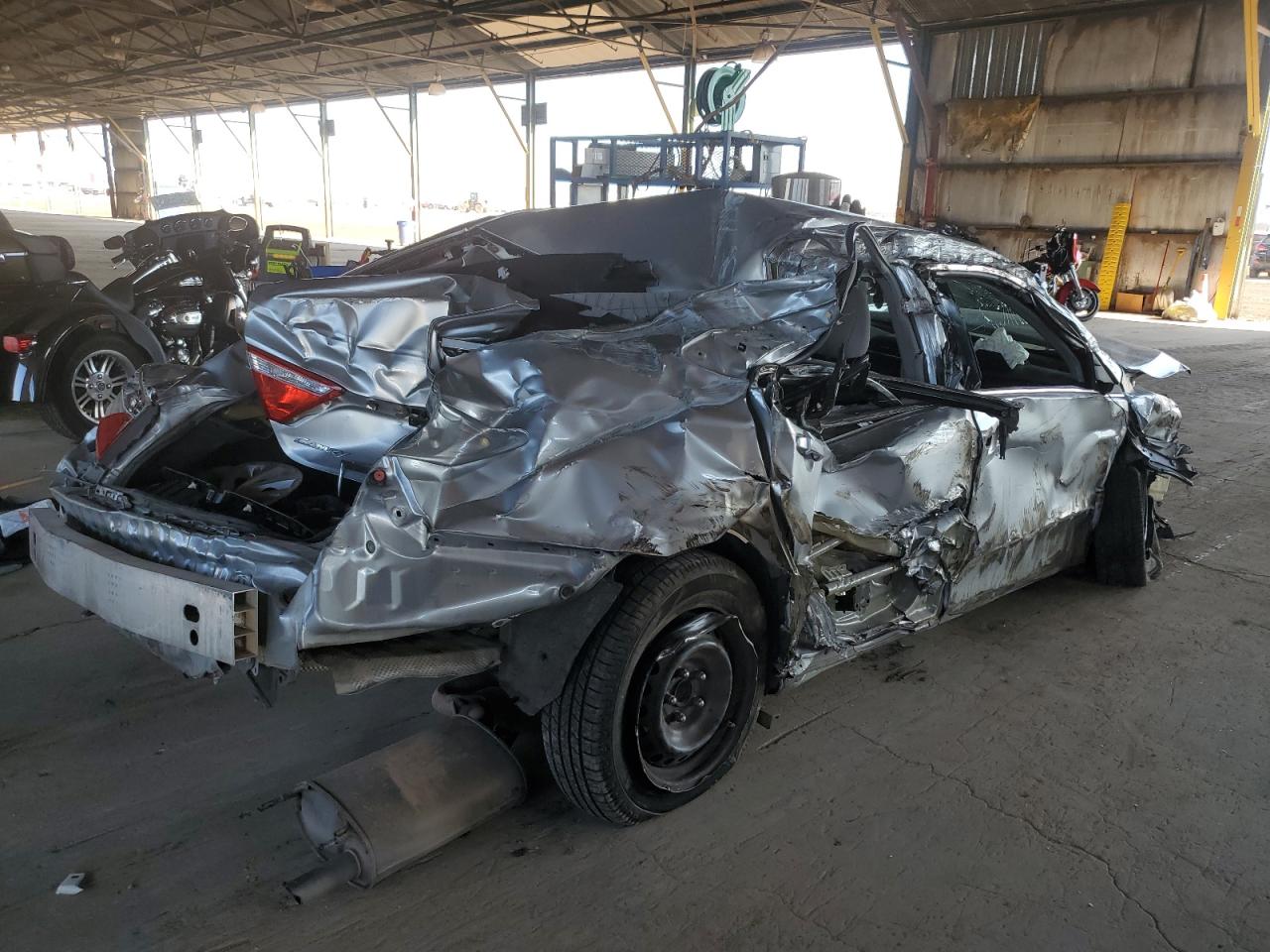 2015 Toyota Camry - Image 3