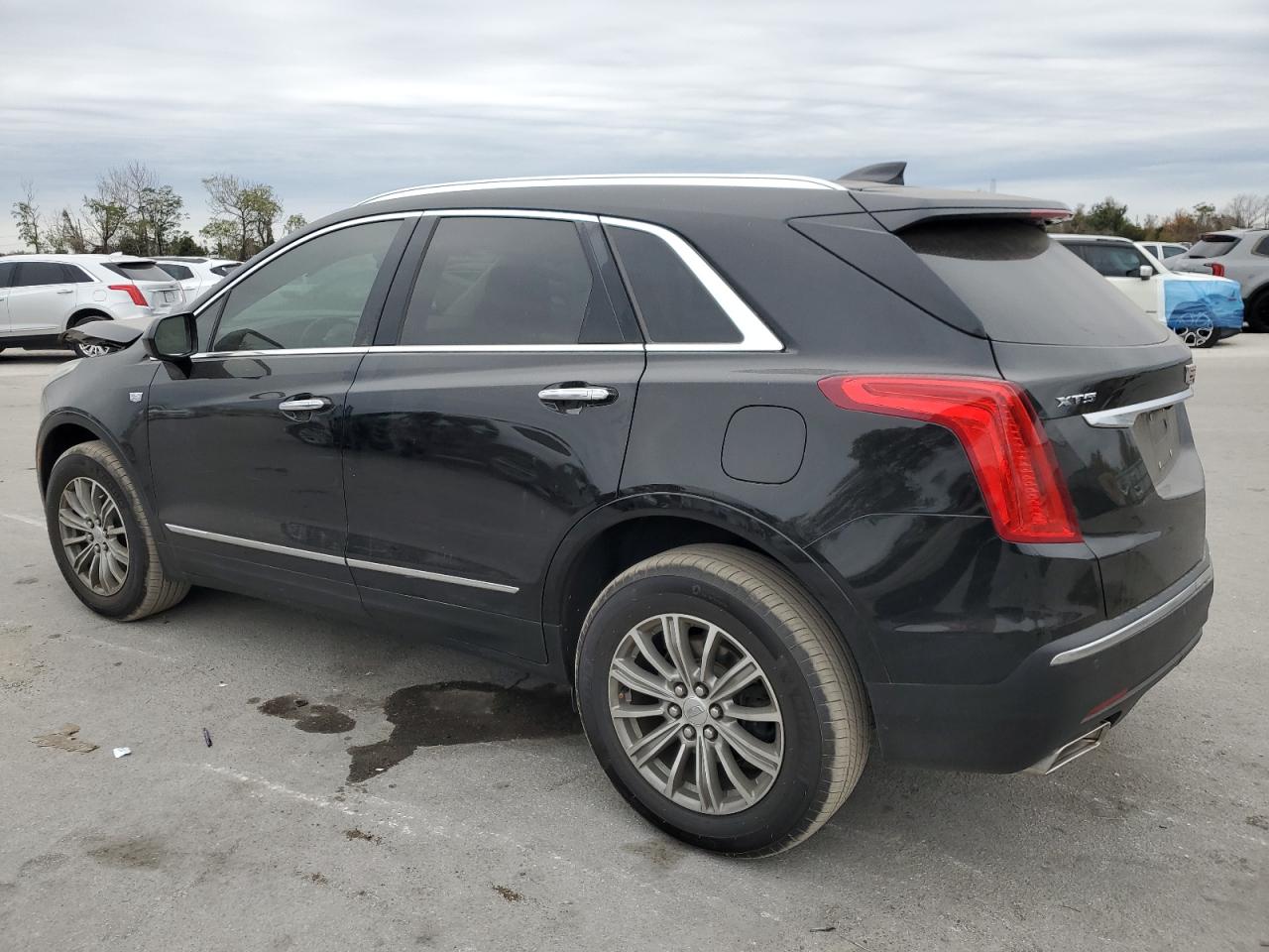 2017 Cadillac XT5 - Image 2