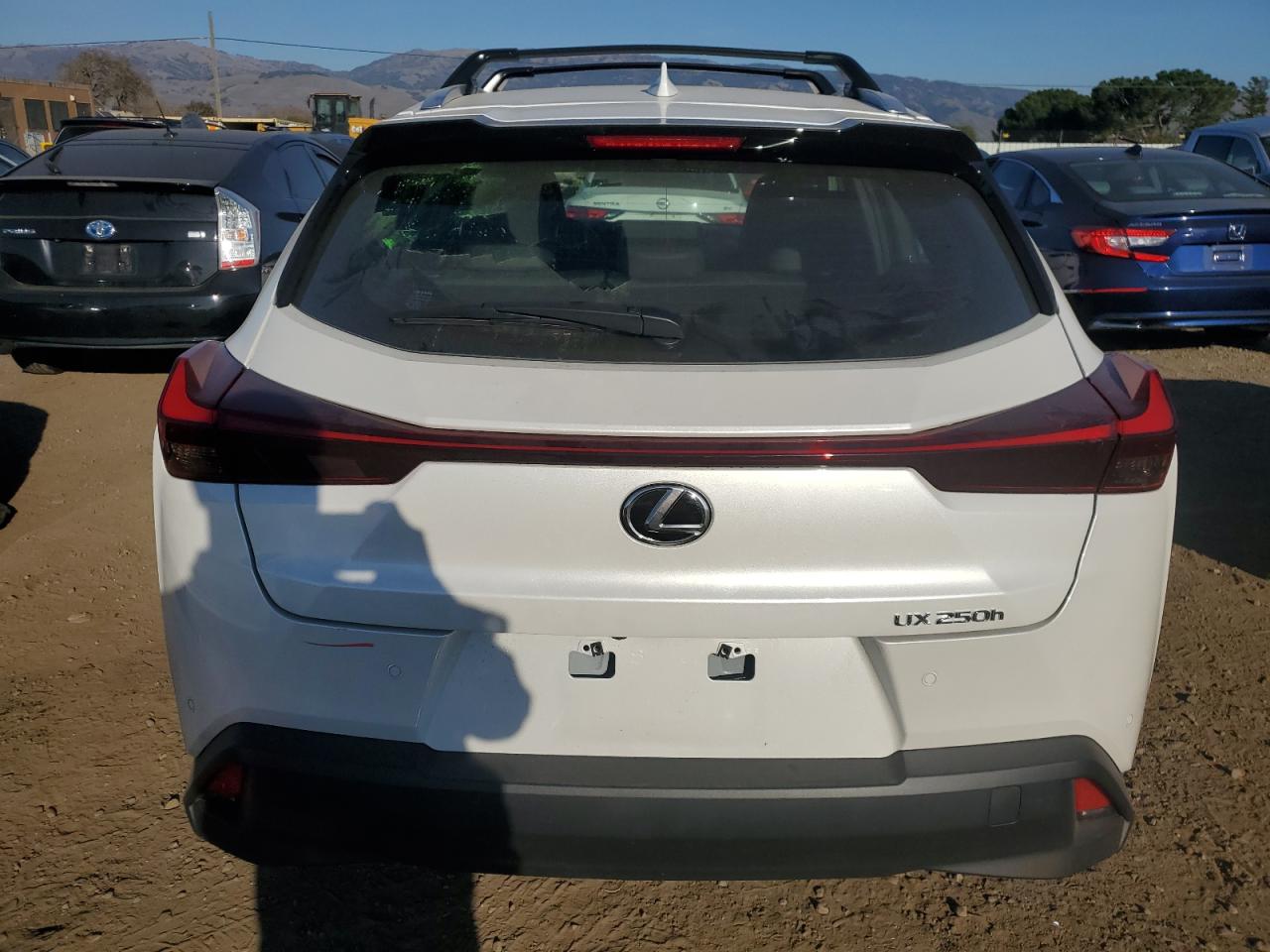 2024 Lexus UX - Image 6