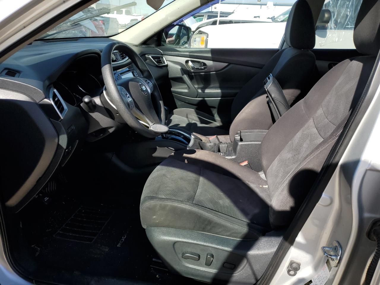 2016 Nissan Rogue - Image 7