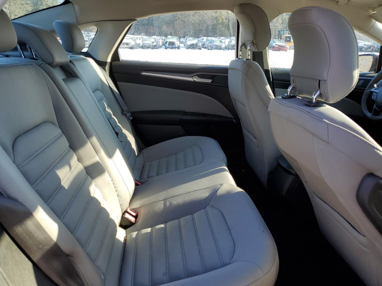 2015 Ford Fusion - Image 10