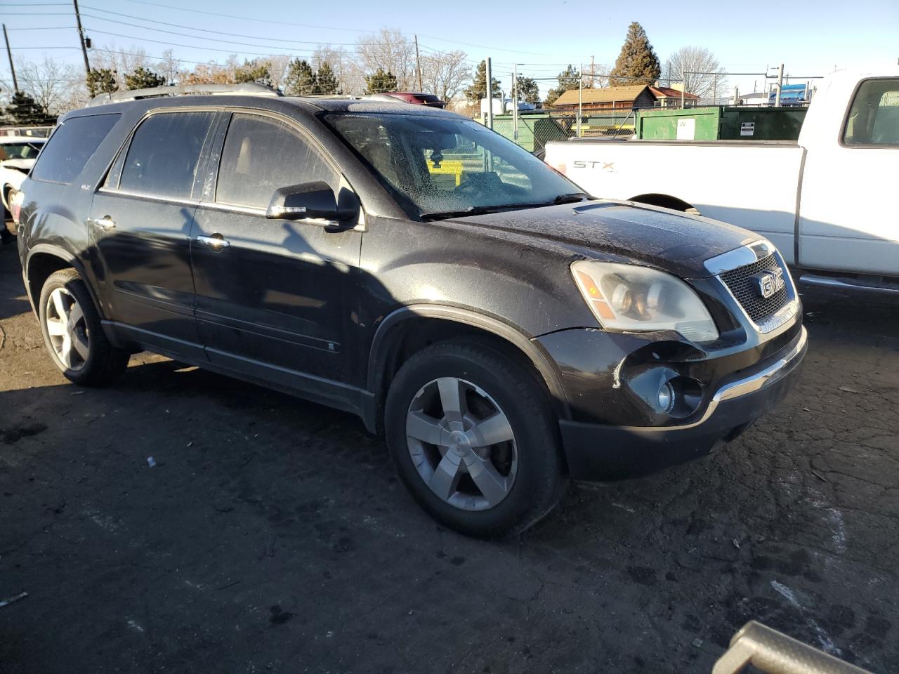 2010 GMC Acadia - Image 4
