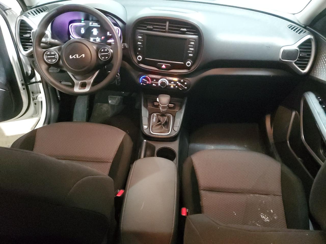 2023 Kia Soul - Image 8