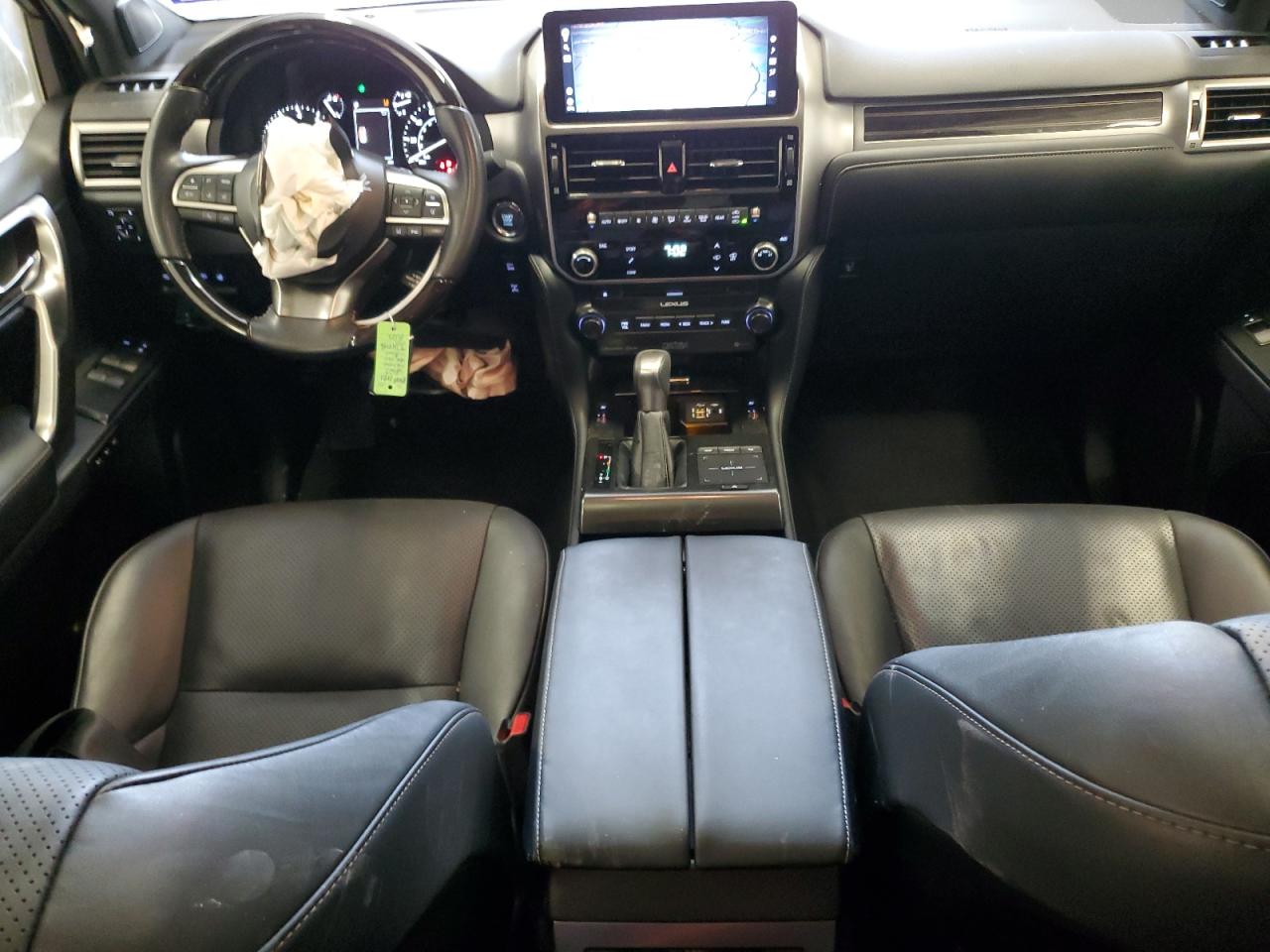 2023 Lexus GX - Image 8