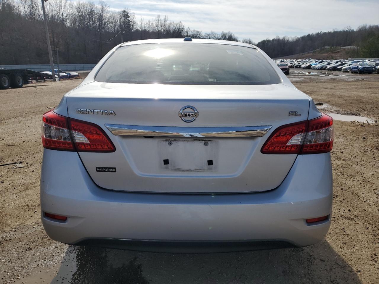 2015 Nissan Sentra - Image 6