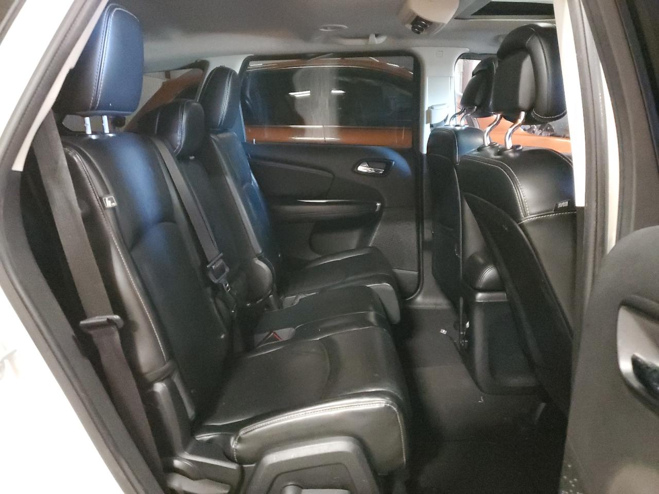 2011 Dodge Journey - Image 11