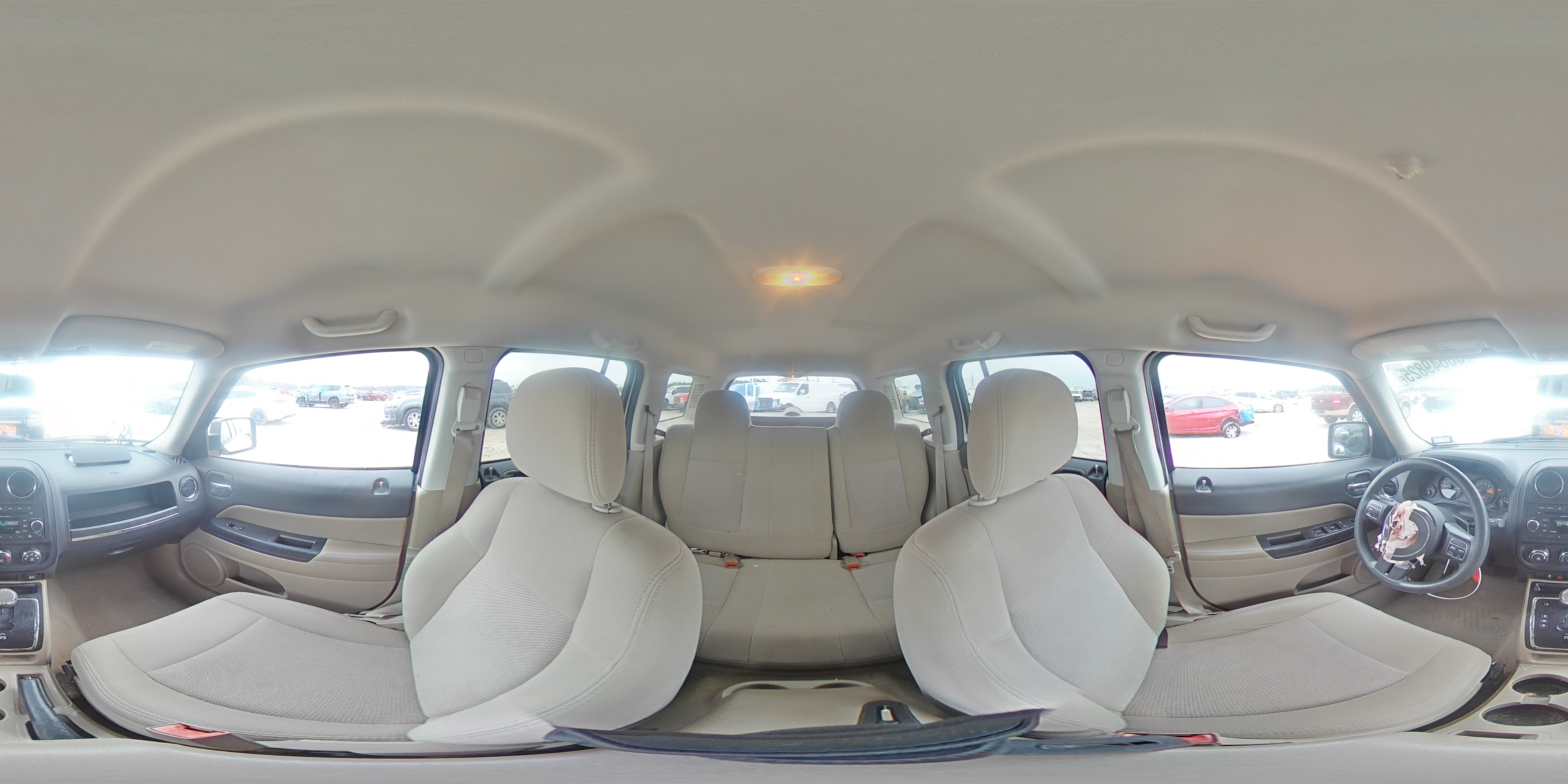 2016 Jeep Liberty (Patriot) - Image 13