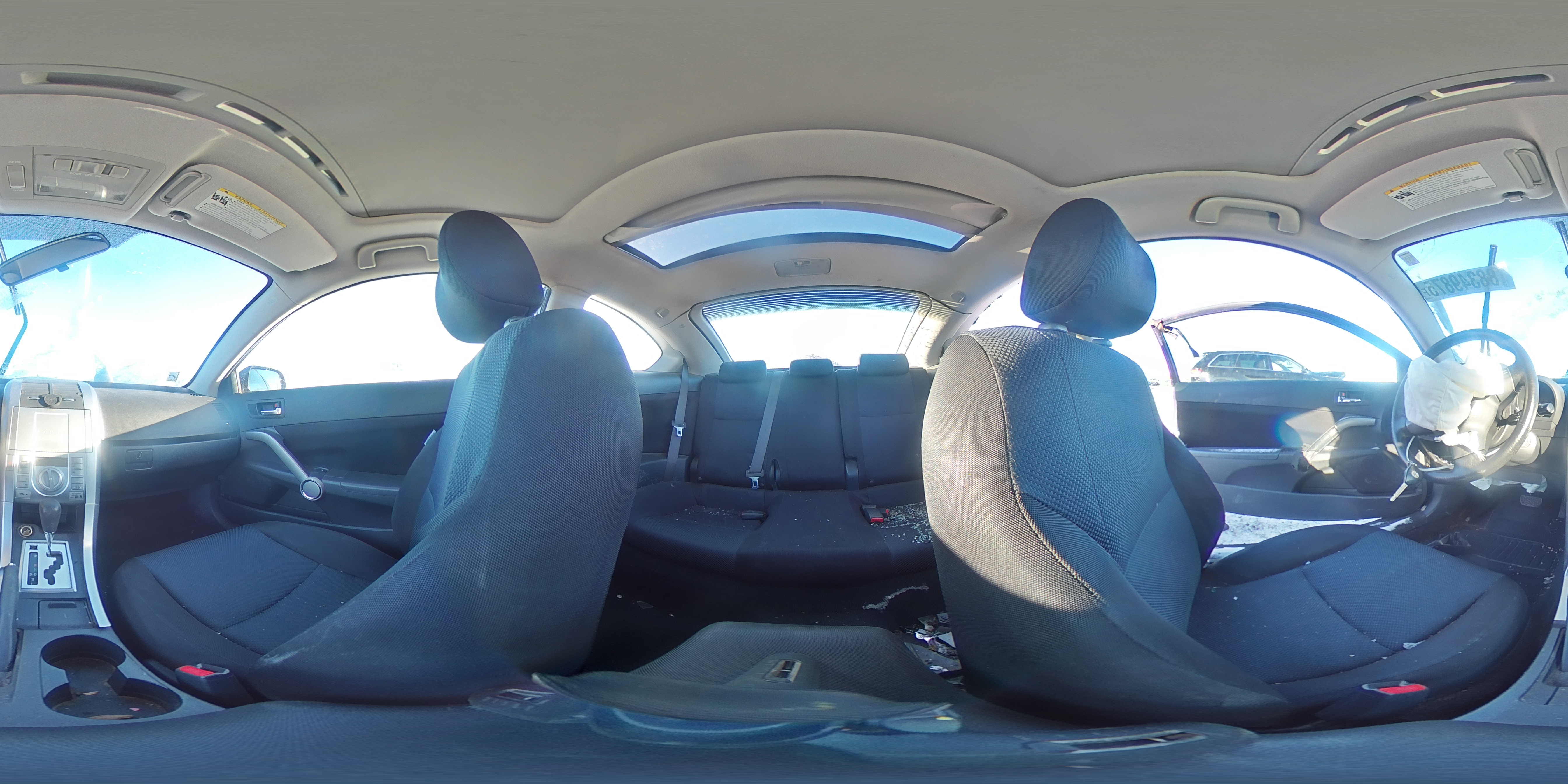 2009 Scion tC - Image 12