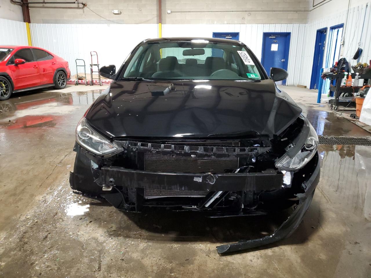 2018 Hyundai Elantra - Image 5