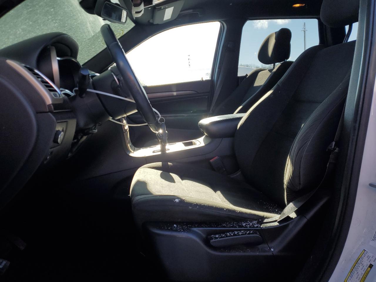 2014 Jeep Grand Cherokee - Image 7