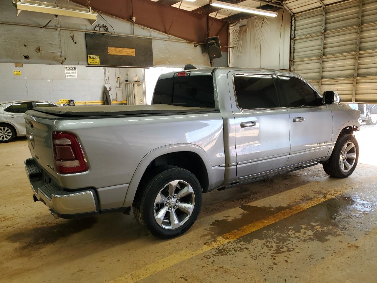 2019 RAM 1500 - Image 3