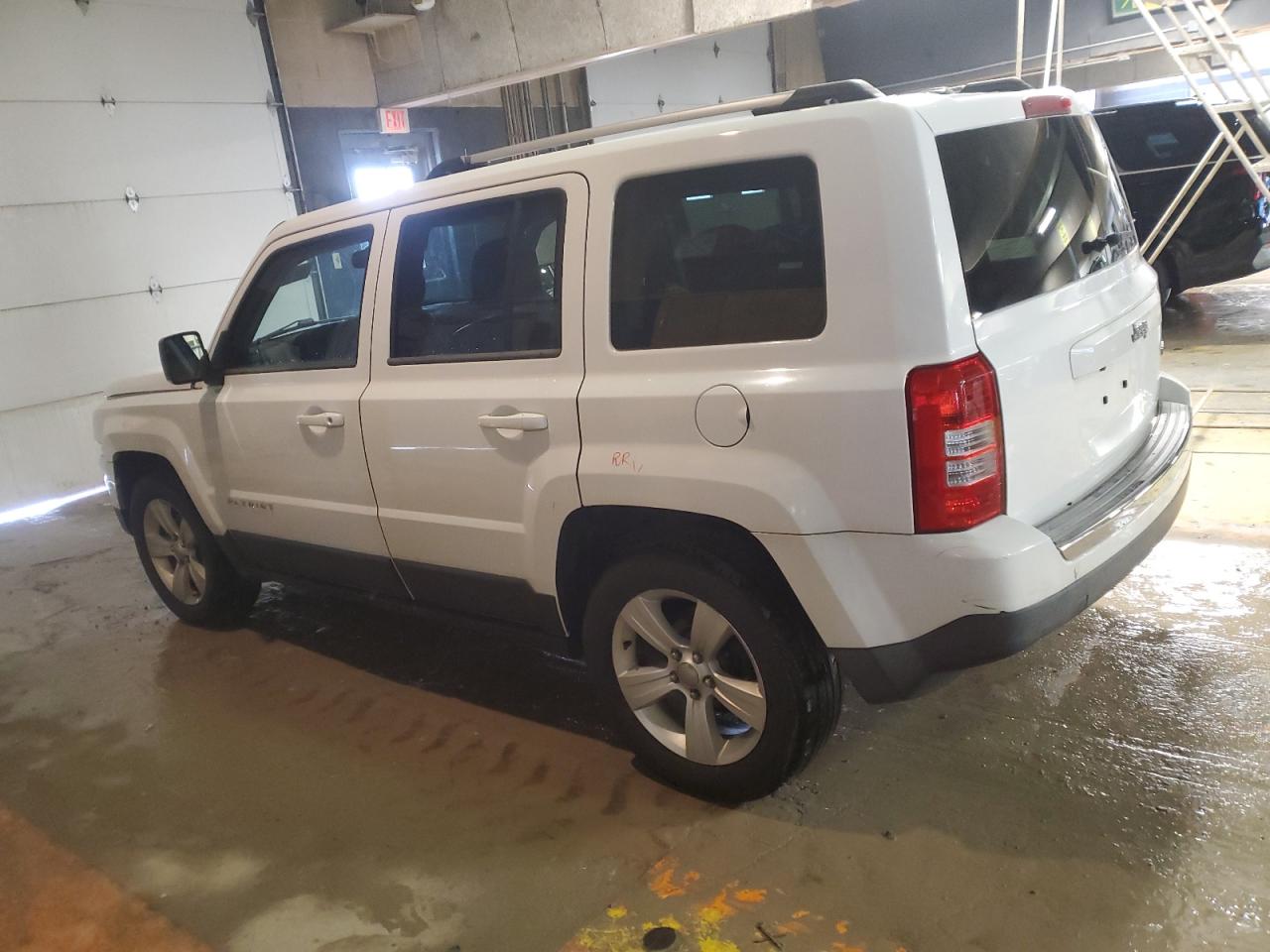 2014 Jeep Liberty (Patriot) - Image 2