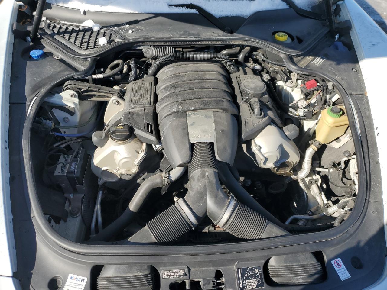 2016 Porsche Panamera - Image 12