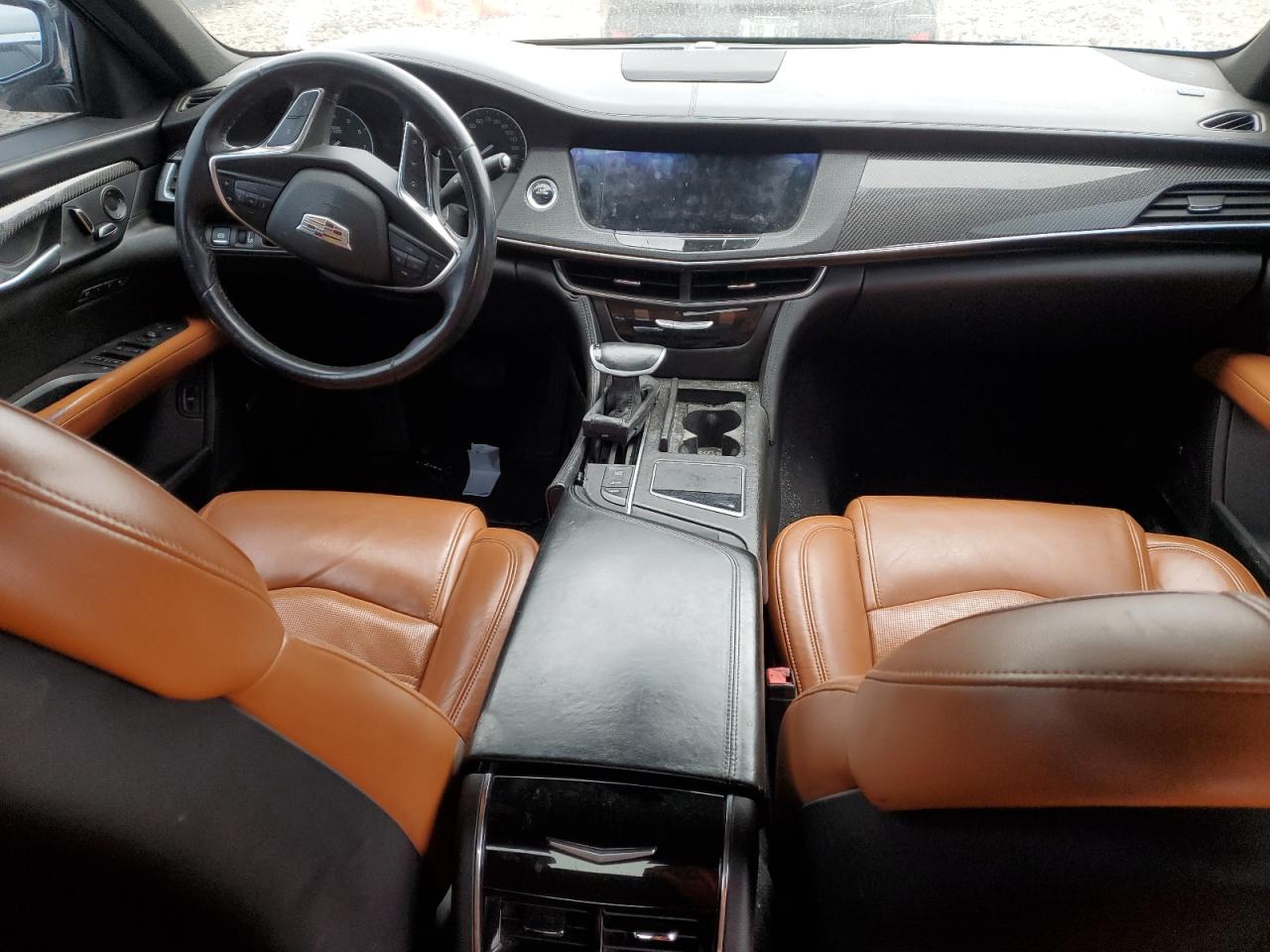 2017 Cadillac CT6 - Image 8