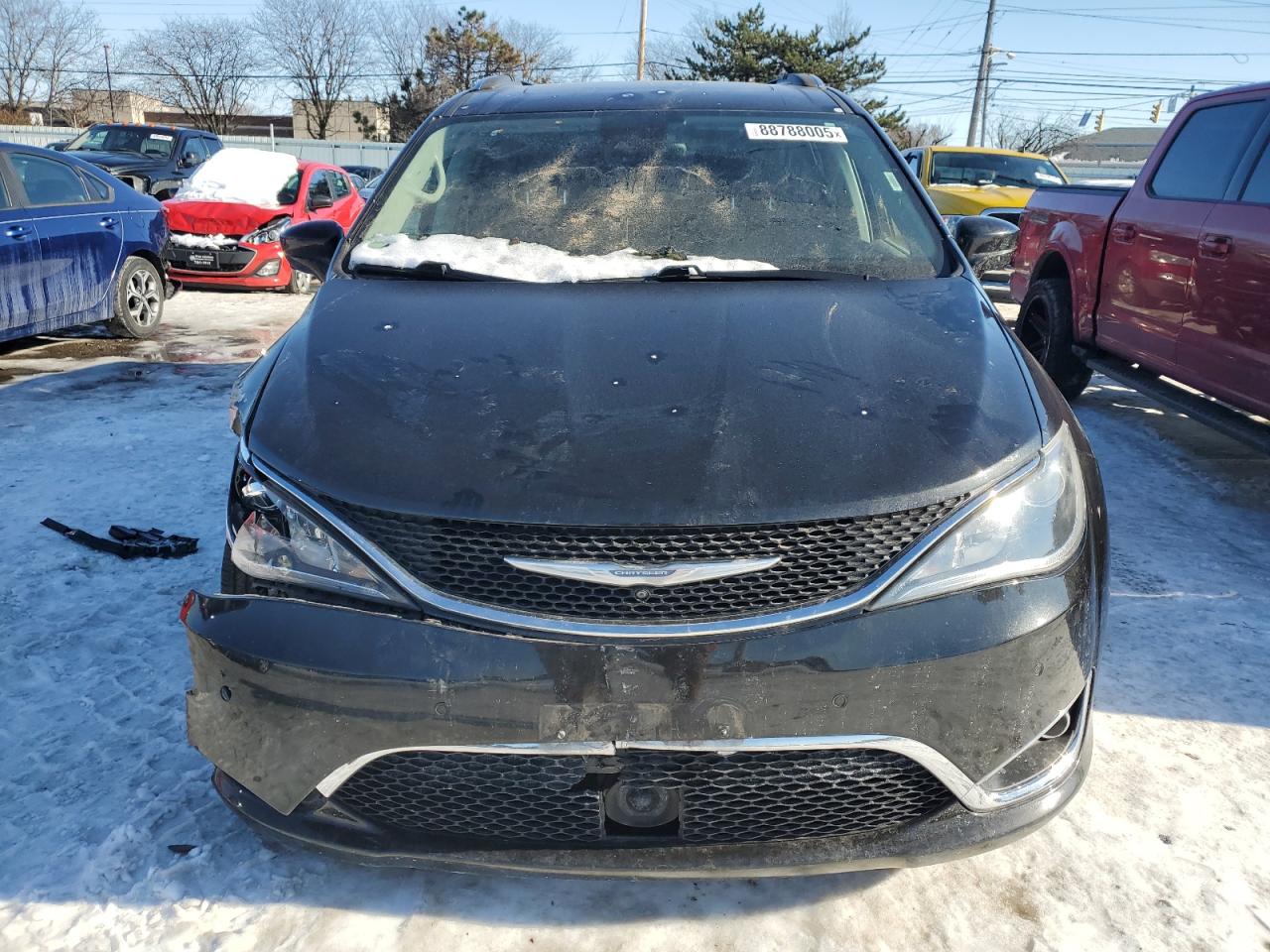 2018 Chrysler Pacifica - Image 5
