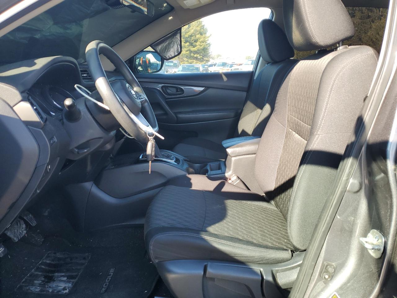 2020 Nissan Rogue - Image 7
