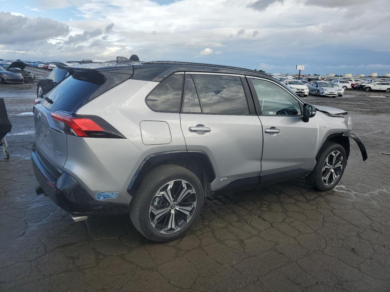 VIN JTMFB3FV7MD013173 2021 TOYOTA RAV4 no.3