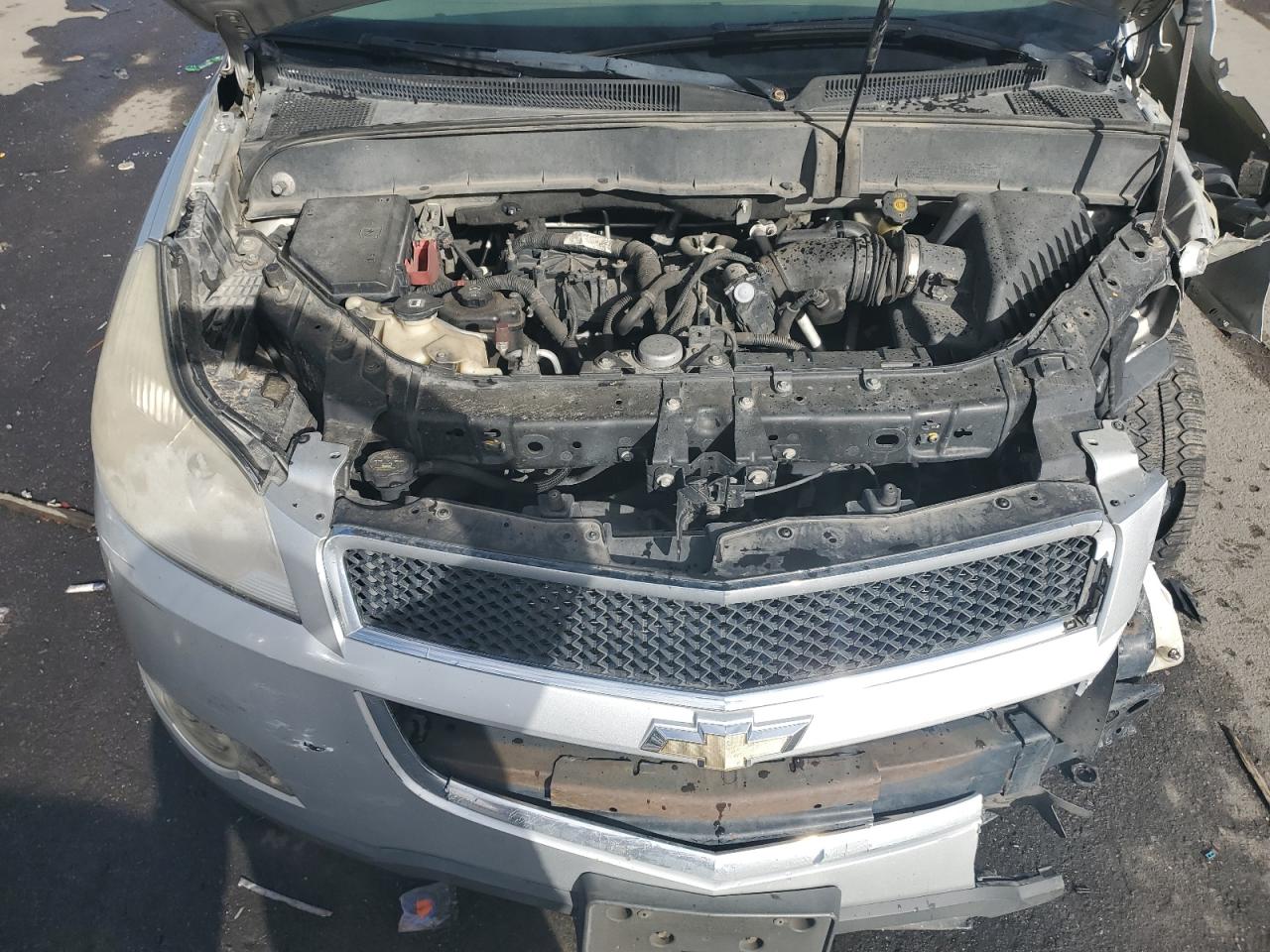 2012 Chevrolet Traverse - Image 12