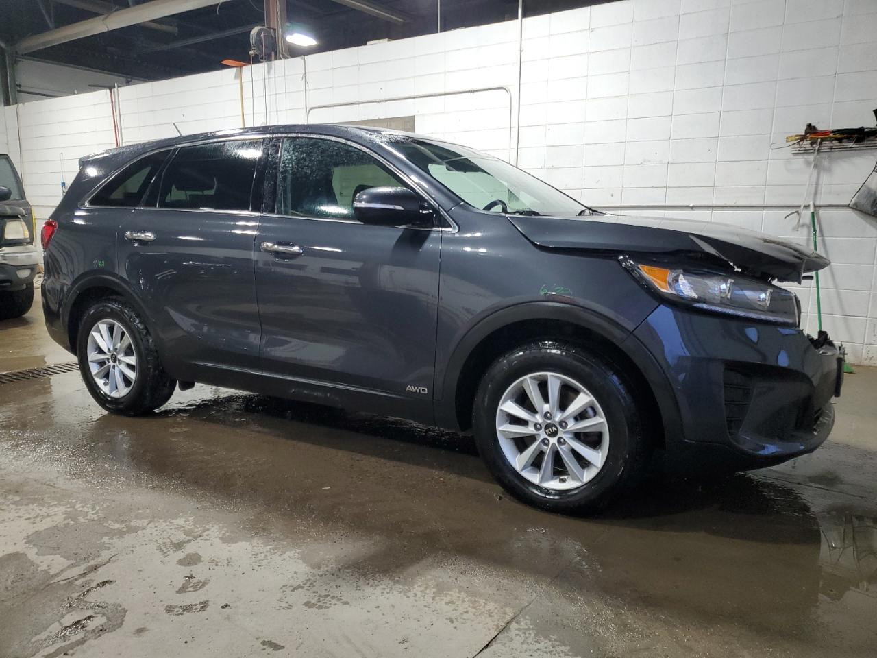 2019 Kia Sorento - Image 4