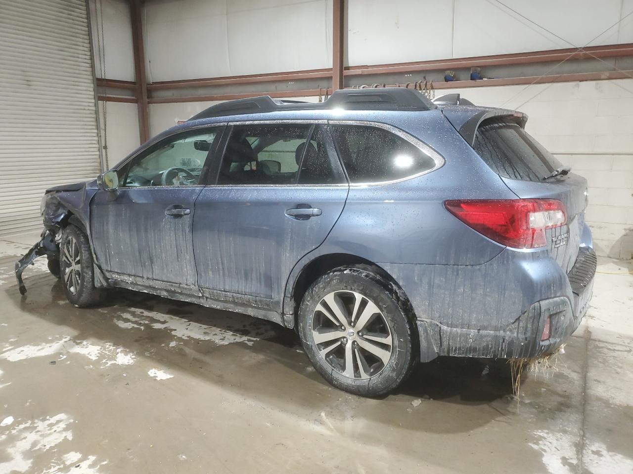 2018 Subaru Outback - Image 2