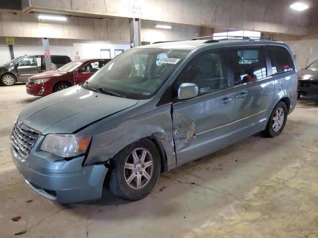 2010 Chrysler Town & Country Touring