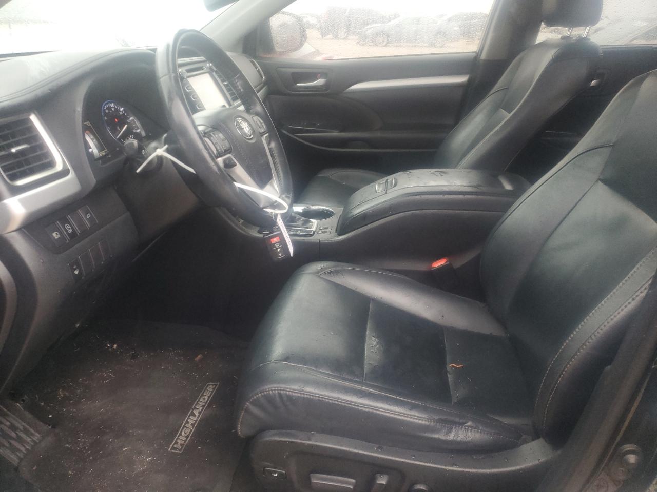 2019 Toyota Highlander - Image 7