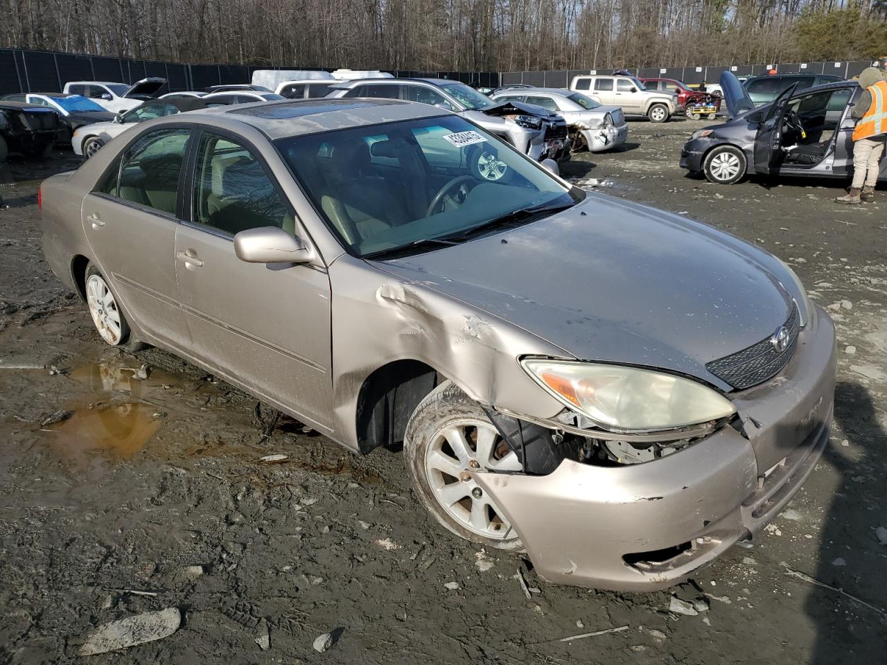 2004 Toyota Camry - Image 4