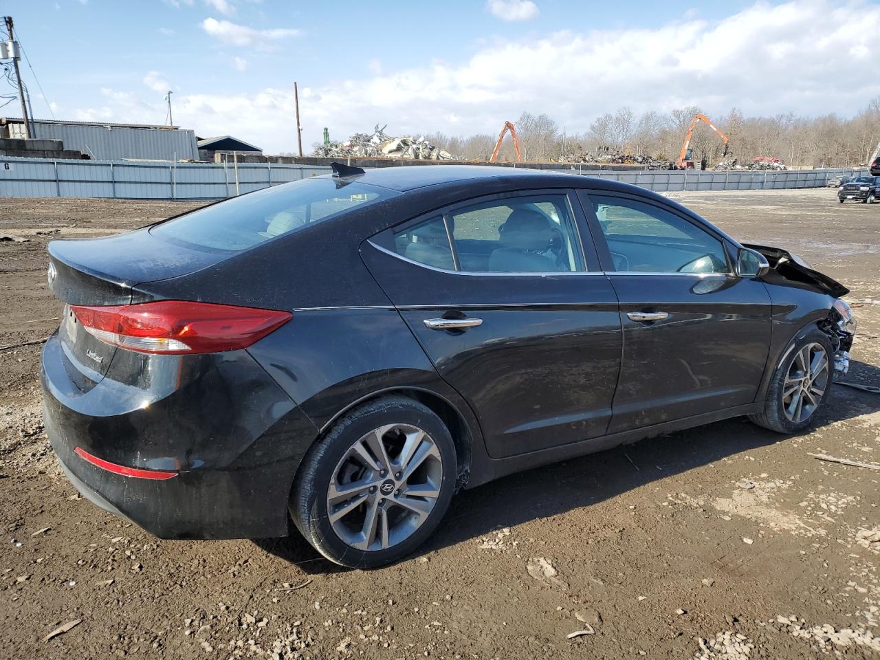 2017 Hyundai Elantra - Image 3