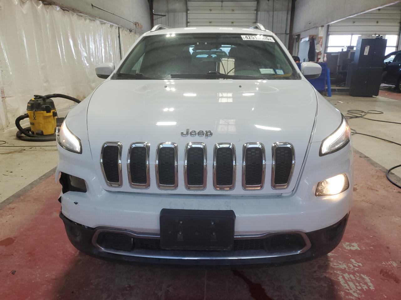 2016 Jeep Grand Cherokee - Image 5