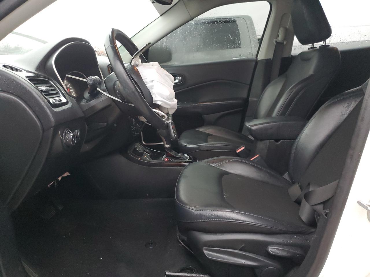 2020 Jeep Compass - Image 7
