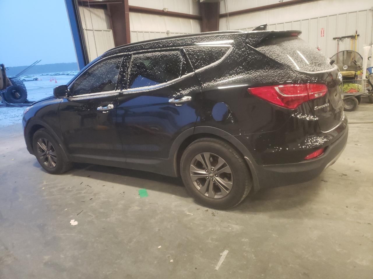 2014 Hyundai Santa Fe - Image 2
