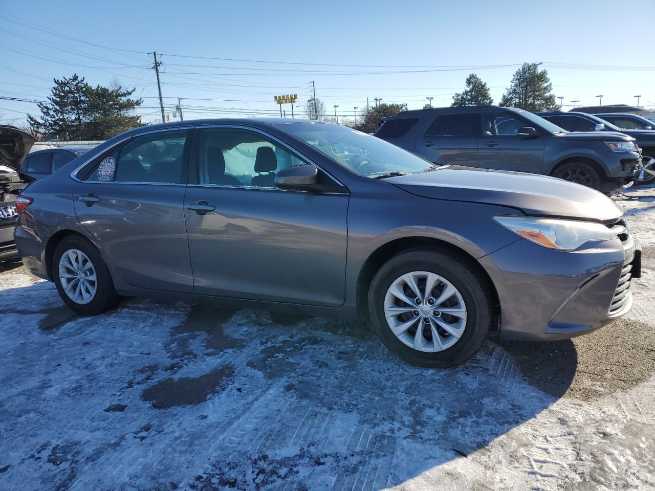 2015 Toyota Camry - Image 4