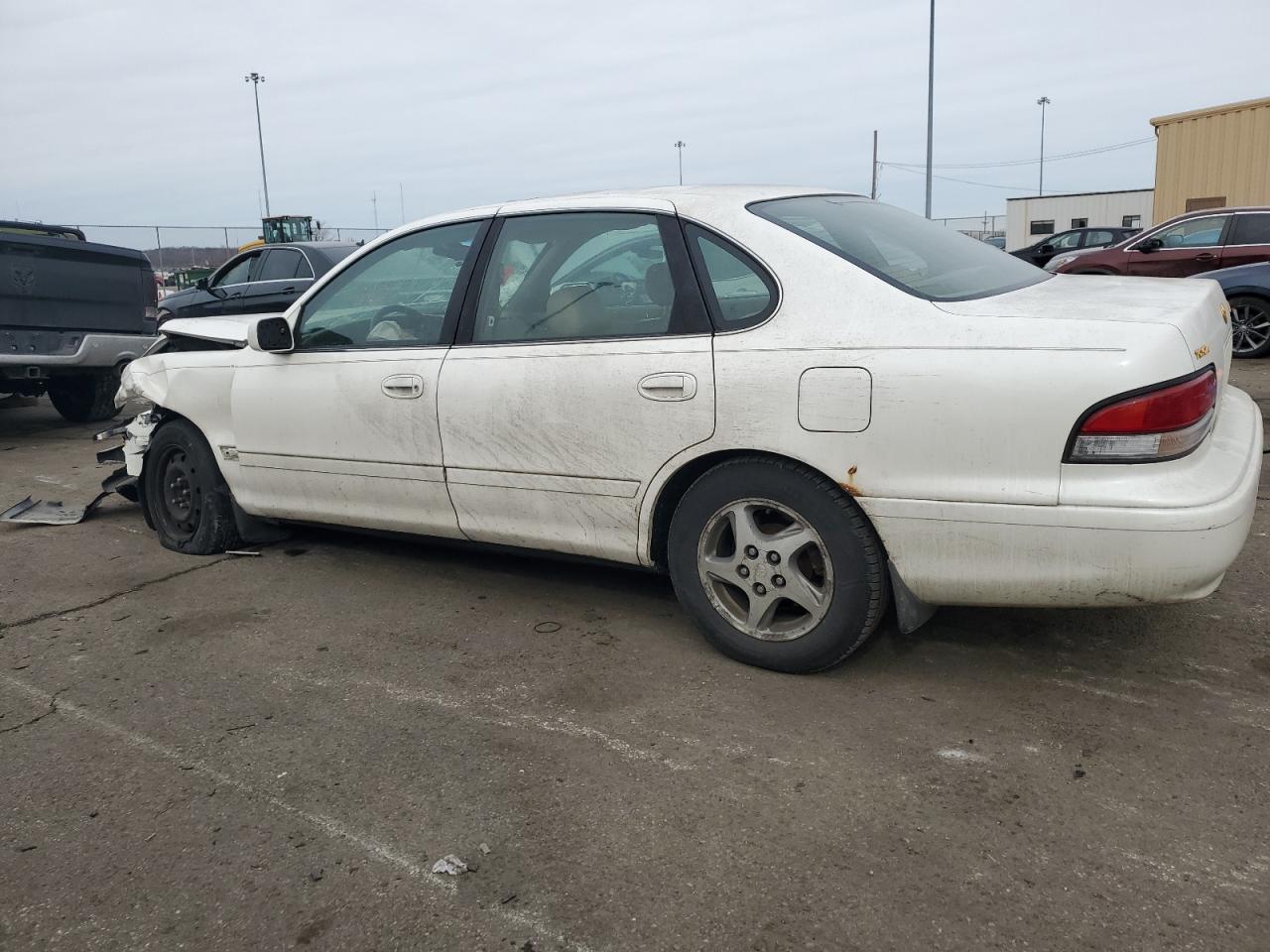 1997 Toyota Avalon - Image 2